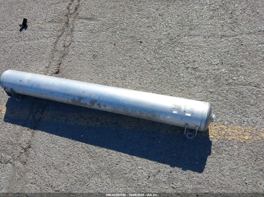 2022 Rivian R1T Adventure VIN: 7FCTGAAA8NN006610 Lot: 43353765