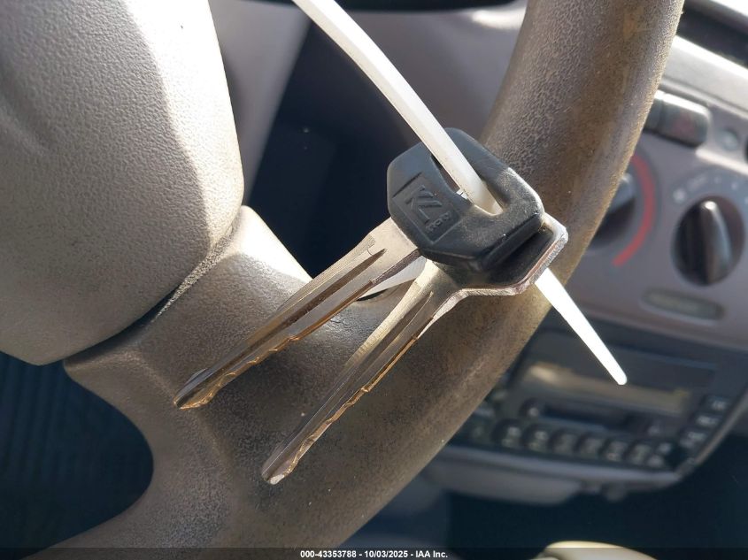 2000 Toyota Echo VIN: JTDBT1235Y0021628 Lot: 43353788