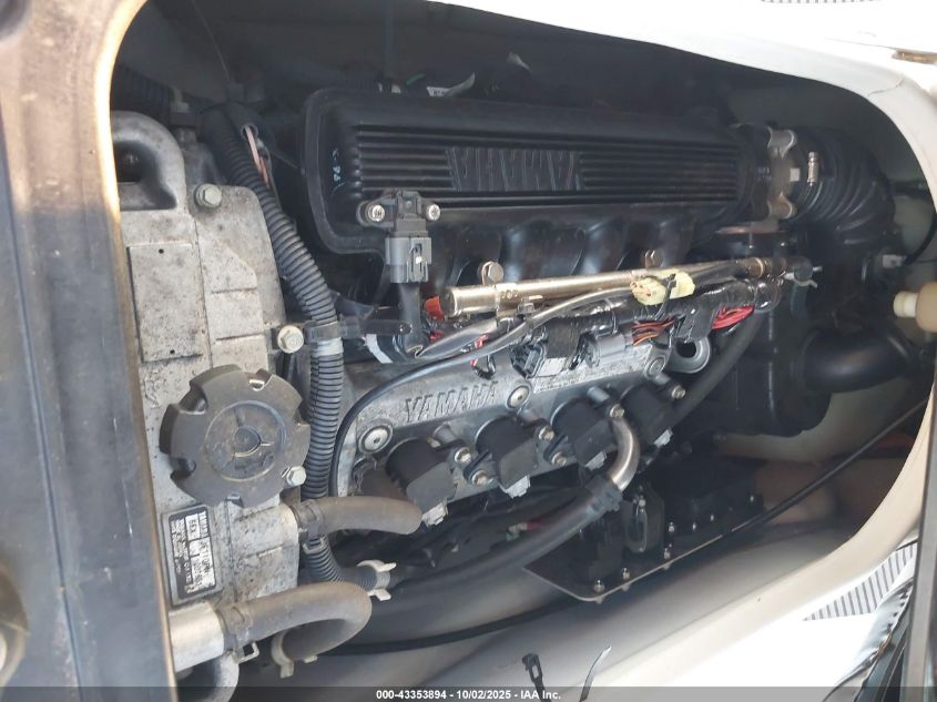 2015 Yamaha Cruiser VIN: YAMA2301L415 Lot: 43353894