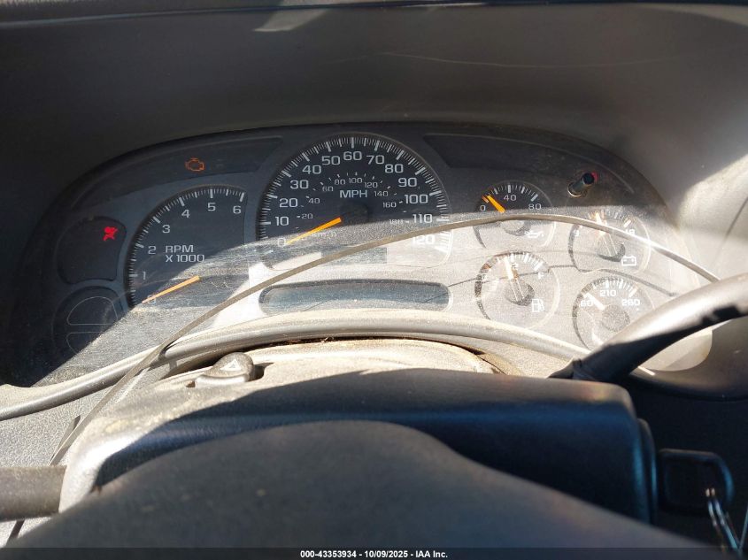 2004 Chevrolet Silverado 1500 VIN: 2GCEK19V641122232 Lot: 43353934