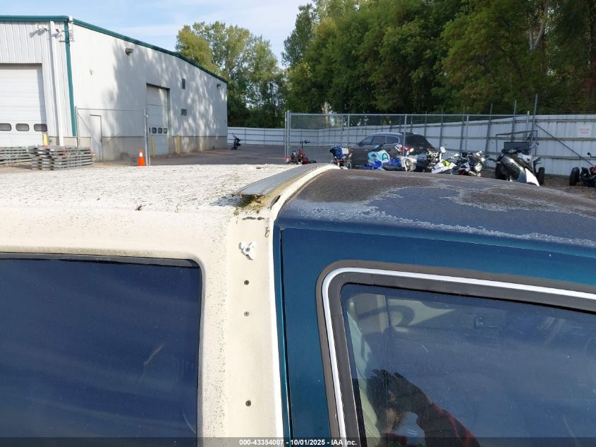 1997 Lincoln Town Car Executive VIN: 1LNLM81W6VY689615 Lot: 43354007