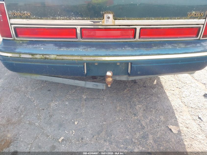 1997 Lincoln Town Car Executive VIN: 1LNLM81W6VY689615 Lot: 43354007