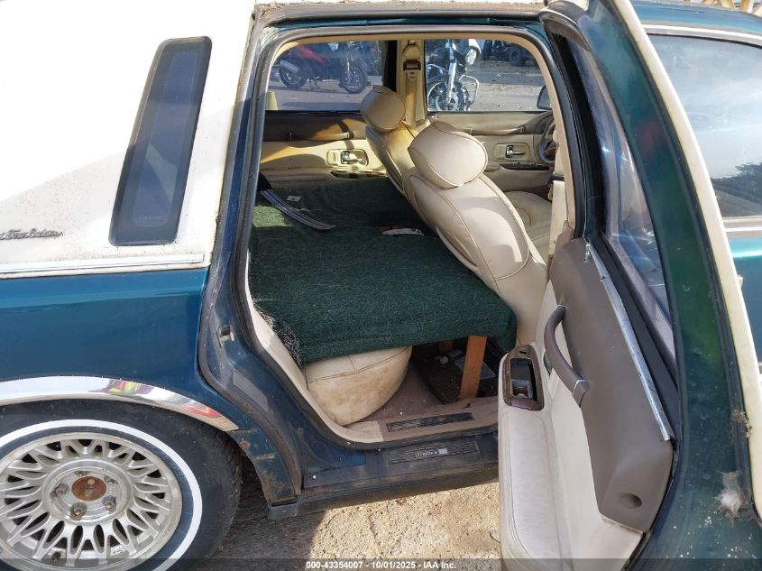 1997 Lincoln Town Car Executive VIN: 1LNLM81W6VY689615 Lot: 43354007