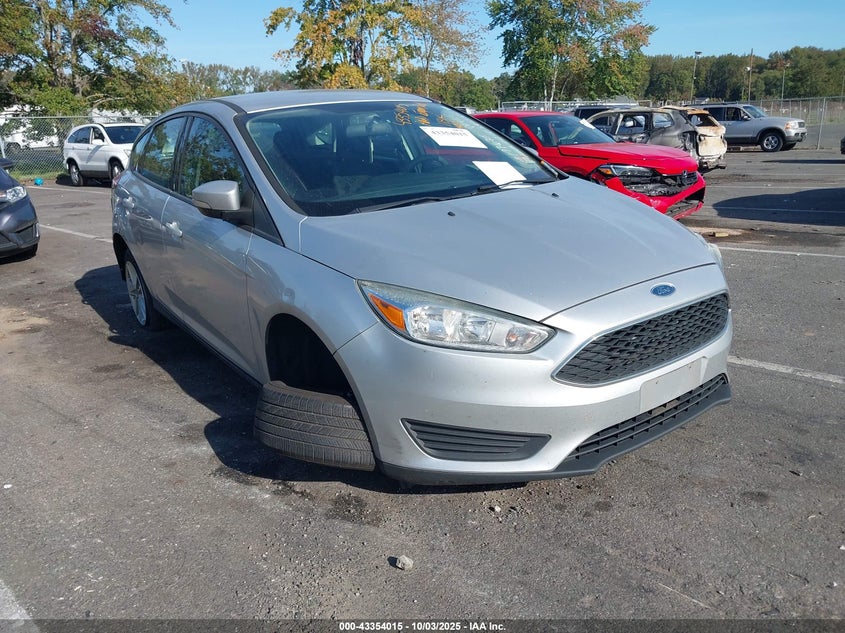 2017 FORD FOCUS SE - 1FADP3K28HL240717