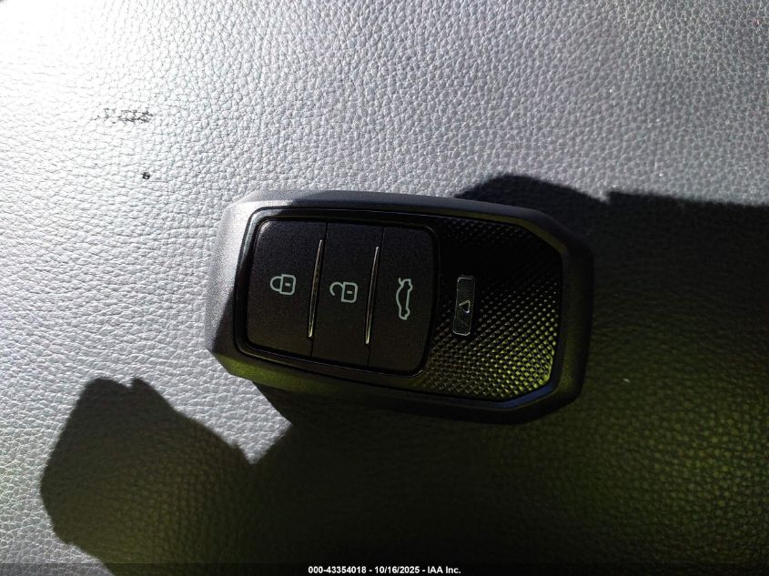 2024 Toyota Rav4 Xle VIN: 2T3W1RFV2RW330956 Lot: 43354018