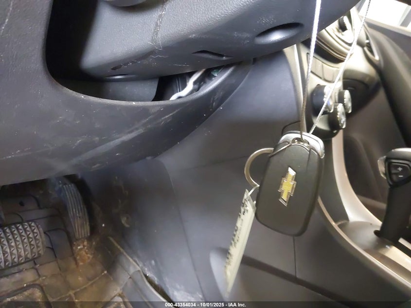 2018 Chevrolet Trax Lt VIN: KL7CJPSB8JB679715 Lot: 43354034