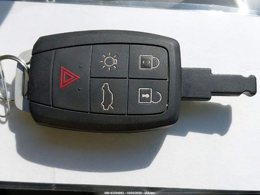 2008 Volvo C70 T5 VIN: YV1MC67218J050781 Lot: 43354063