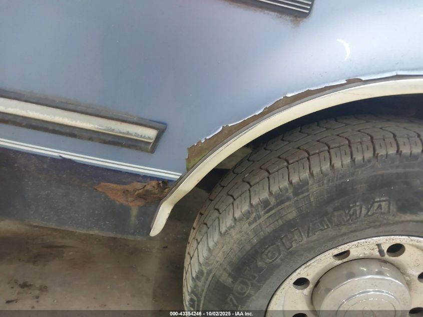 1996 Ford F250 VIN: 1FTHX25HXTEA55619 Lot: 43354246