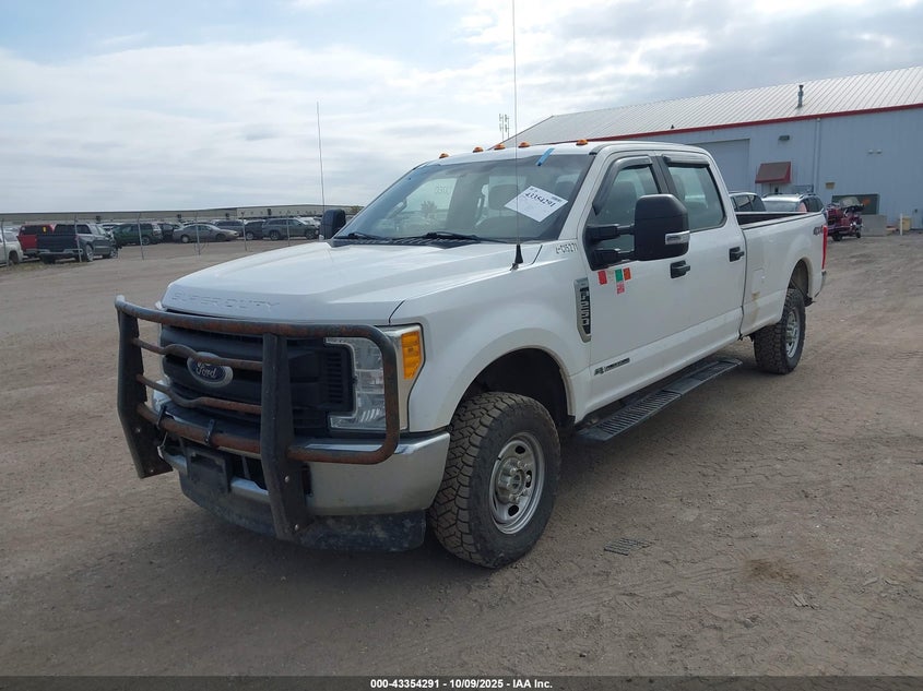 1FT7W2BTXHEC15271 2017 FORD F250 photo no. 2