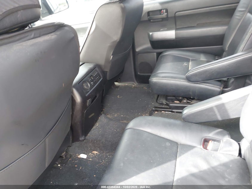 2018 TOYOTA SEQUOIA - 5TEBY5G14JS161477