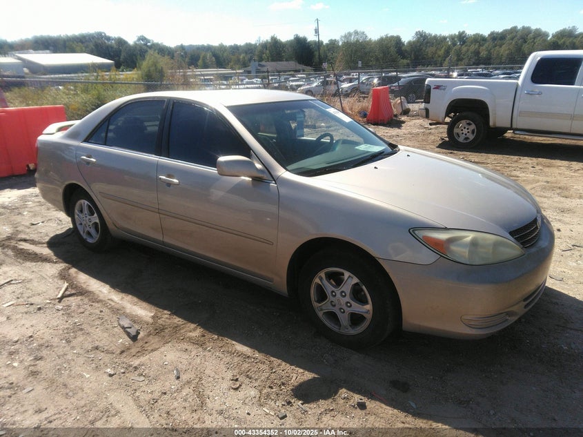 4T1BE32KX4U904216 2004 Toyota Camry Le auction photo 1
