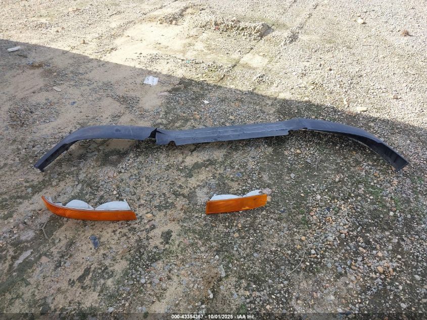 2017 Chevrolet Express Cutaway Work Van VIN: 1GB0GRFF1H1150866 Lot: 43354367