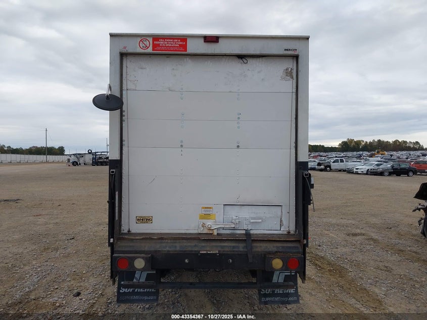 2017 Chevrolet Express Cutaway Work Van VIN: 1GB0GRFF1H1150866 Lot: 43354367