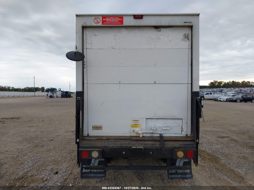 2017 Chevrolet Express Cutaway Work Van VIN: 1GB0GRFF1H1150866 Lot: 43354367