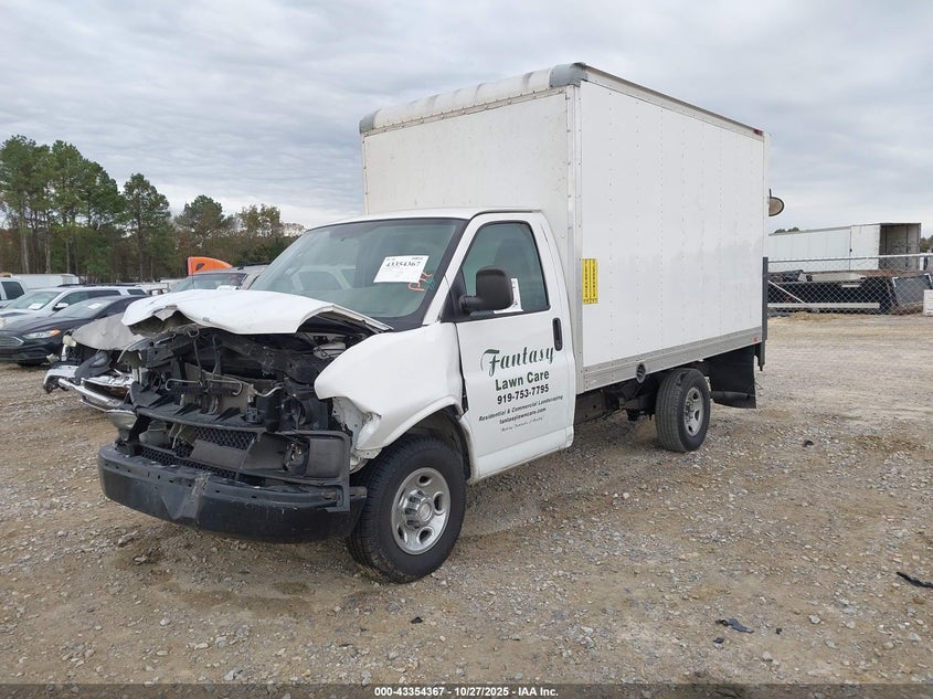 1GB0GRFF1H1150866 2017 CHEVROLET EXPRESS photo no. 2