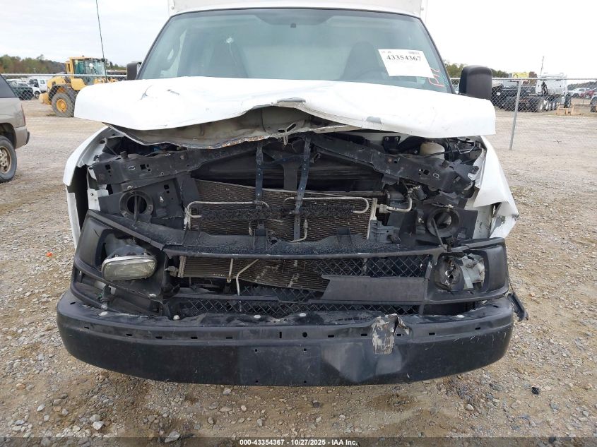 2017 Chevrolet Express Cutaway Work Van VIN: 1GB0GRFF1H1150866 Lot: 43354367