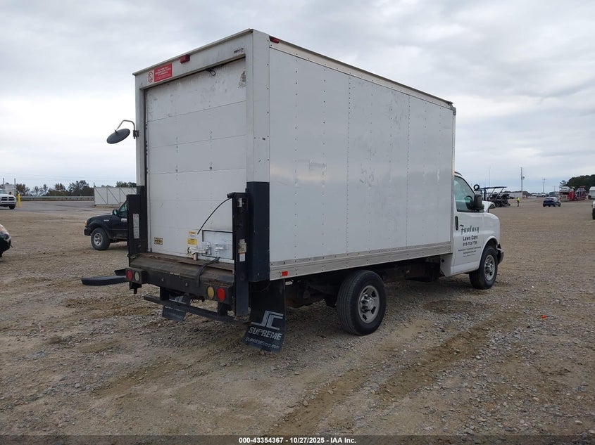 1GB0GRFF1H1150866 2017 CHEVROLET EXPRESS photo no. 4