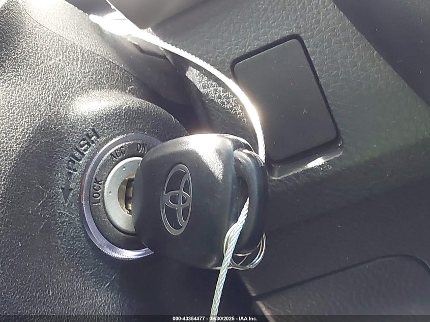 2013 Toyota Rav4 Xle VIN: 2T3RFREV6DW051132 Lot: 43354477