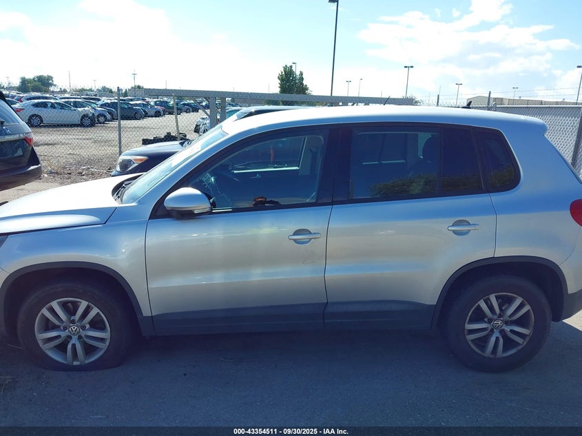 2013 VOLKSWAGEN TIGUAN S WVGAV3AX6DW569033