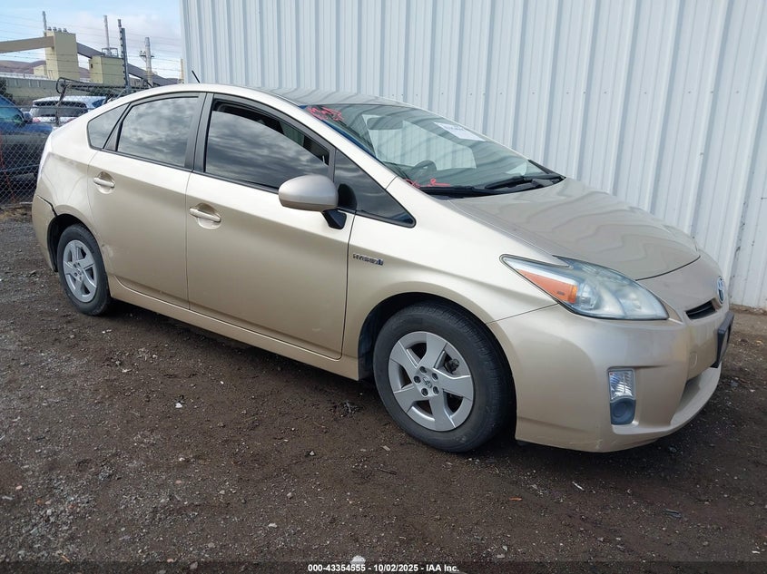 TOYOTA PRIUS THREE