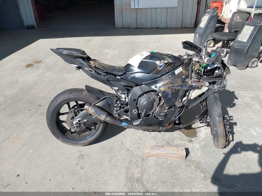 2016 Yamaha Yzfr1M C VIN: JYARN40Y2GA000183 Lot: 43354556