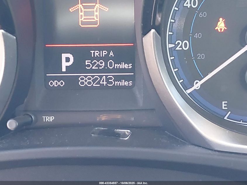 2014 Toyota Corolla S Plus VIN: 2T1BURHE4EC033405 Lot: 43354557