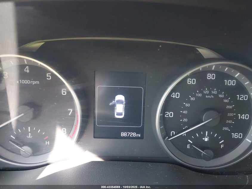 2018 HYUNDAI ELANTRA SEL - KMHD84LF1JU593522