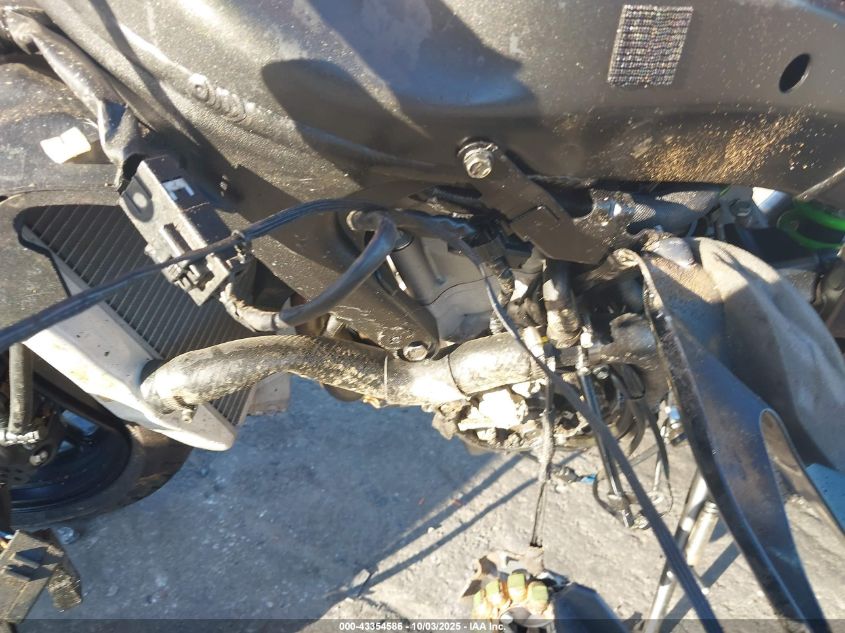 2022 Kawasaki Zx636 K VIN: JKBZXJH11NA012381 Lot: 43354586