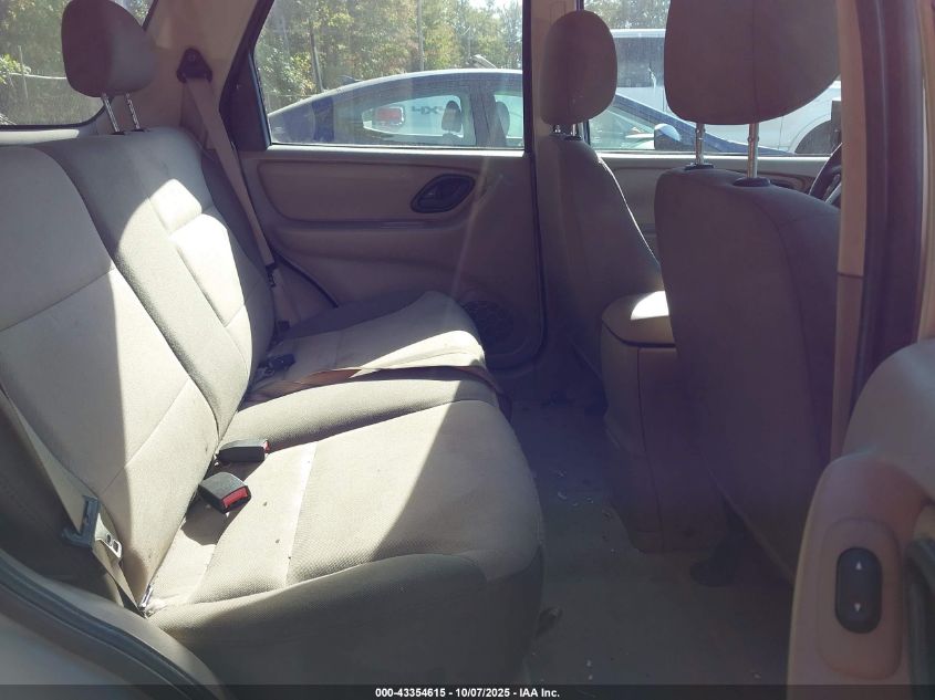 2003 Ford Escape Xls VIN: 1FMYU02103KE02120 Lot: 43354615