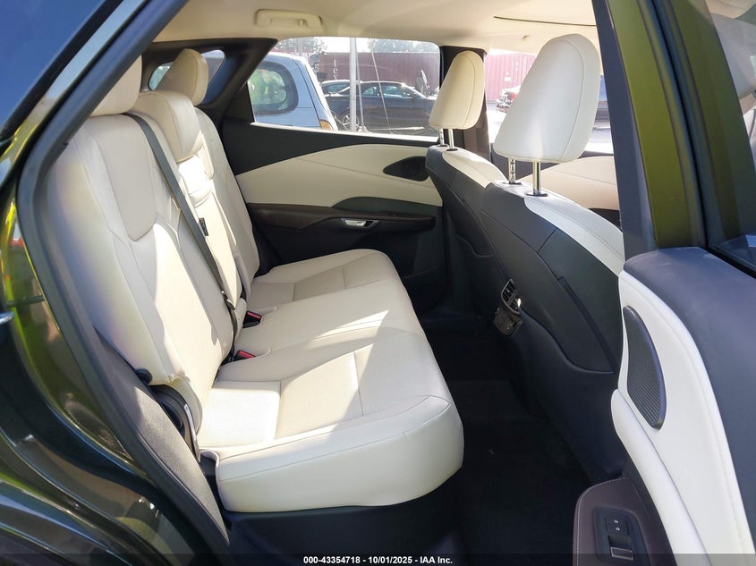 2T2BAMBA1RC035194 2024 LEXUS RX photo no. 8