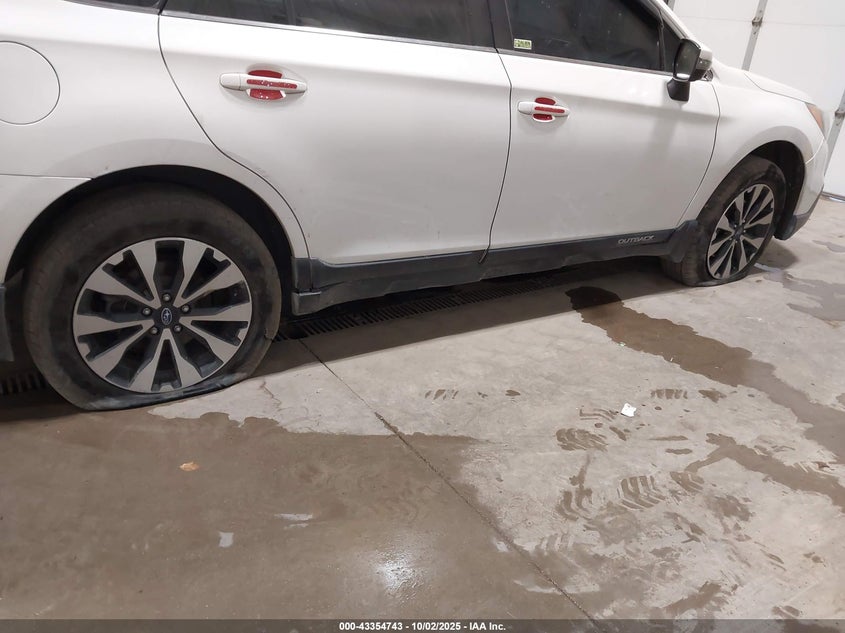 2016 SUBARU OUTBACK 2.5I LIMITED - 4S4BSBNC7G3284667