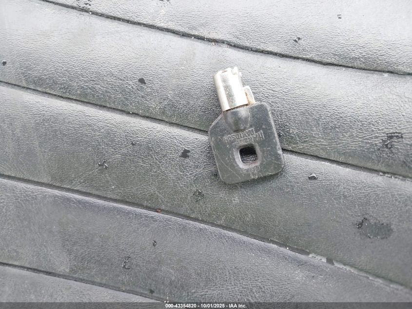 2017 Harley-Davidson Flstc Heritage Softail Classic VIN: 1HD1BWV10HB044078 Lot: 43354820