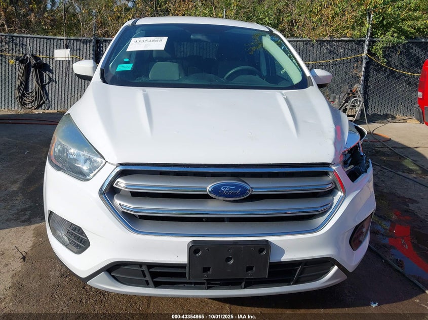 2017 FORD ESCAPE SE - 1FMCU9GD7HUD92702