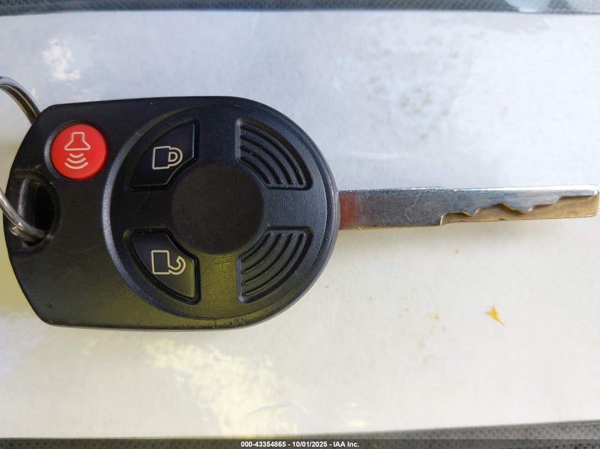 2017 FORD ESCAPE SE - 1FMCU9GD7HUD92702