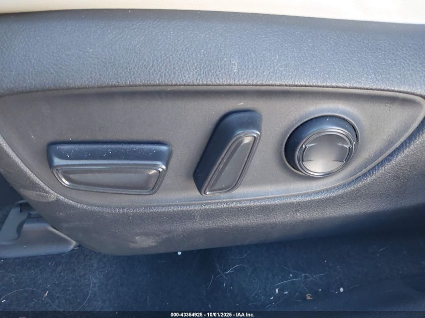 2020 Toyota Rav4 Xle Premium VIN: 2T3C1RFV3LC081692 Lot: 43354925