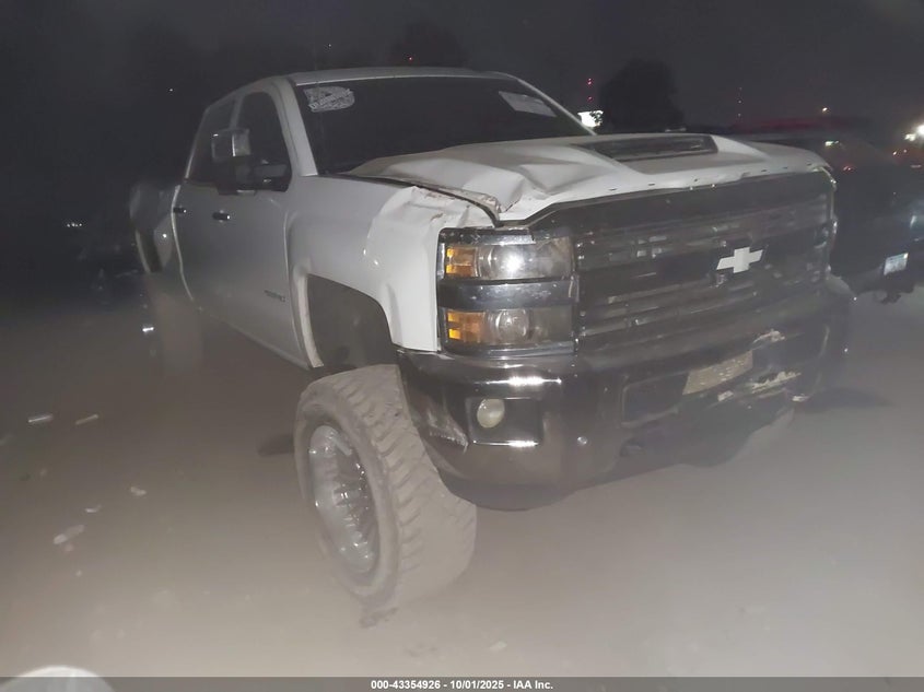 CHEVROLET SILVERADO 2500 LTZ