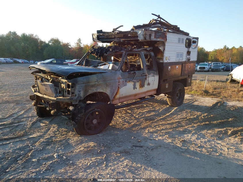 1FTHX26F3SKB73895 1995 FORD F250 photo no. 2