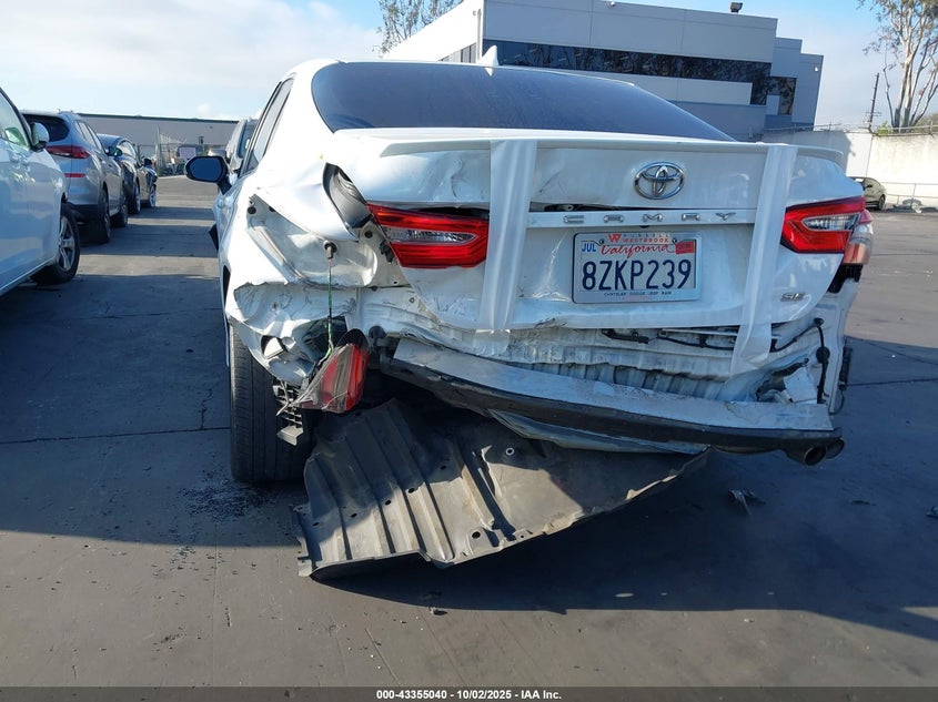 2019 TOYOTA CAMRY SE - 4T1B11HK7KU827762