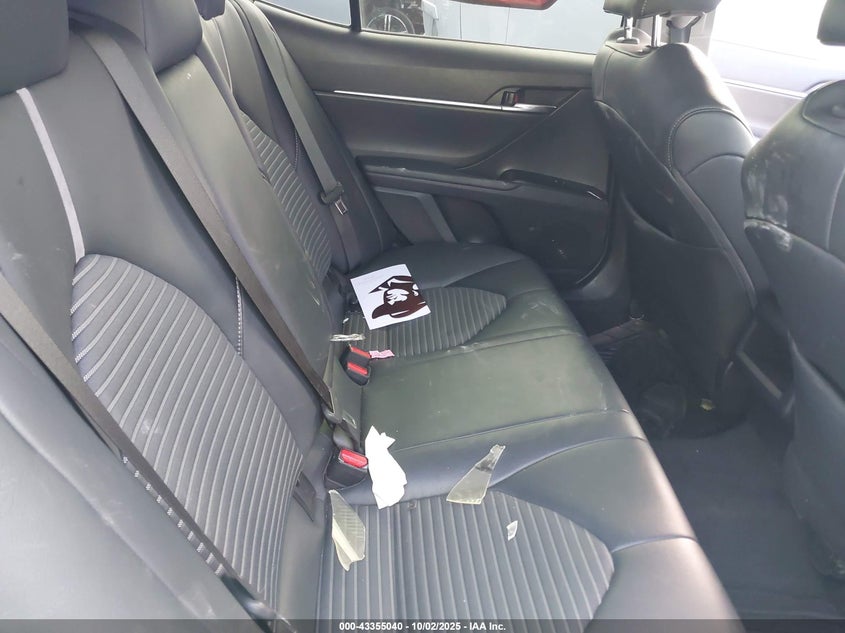 2019 TOYOTA CAMRY SE - 4T1B11HK7KU827762