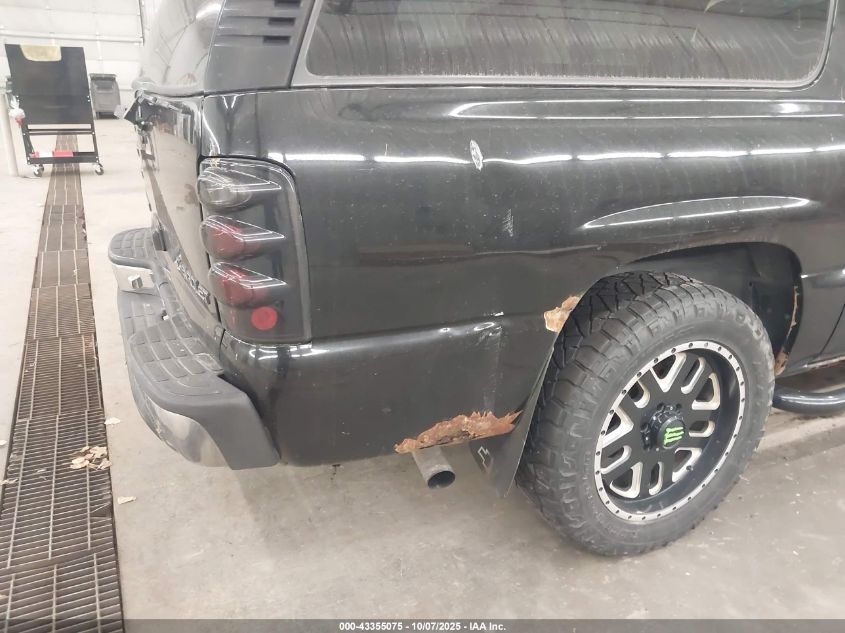 2000 Chevrolet Suburban 1500 Lt VIN: 3GNFK16T0YG121153 Lot: 43355075