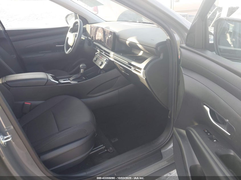 2025 HYUNDAI TUCSON SE - 5NMJA3DEXSH561625