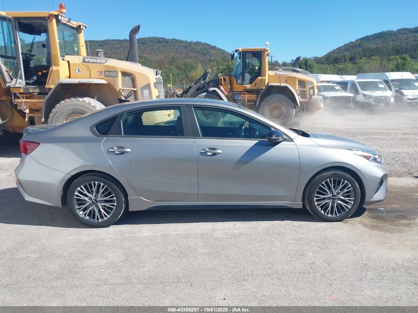 2022 Kia Forte Gt-Line VIN: 3KPF54AD1NE477748 Lot: 43355297