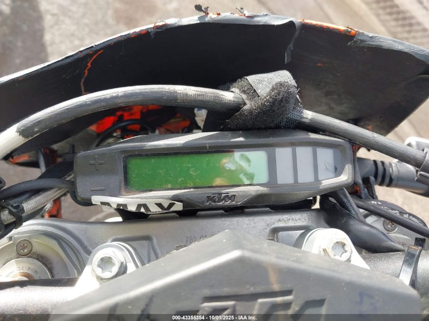 2022 Ktm 500 Exc-F Six Days VIN: VBKEXK406NM439547 Lot: 43355354