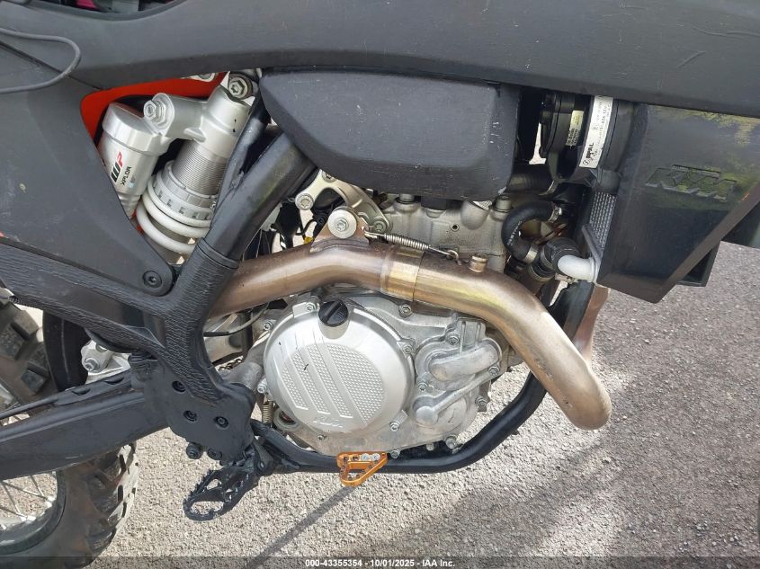 2022 Ktm 500 Exc-F Six Days VIN: VBKEXK406NM439547 Lot: 43355354