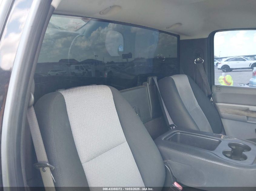 2008 GMC Sierra 1500 Work Truck VIN: 1GTEC14X98Z284374 Lot: 43355372