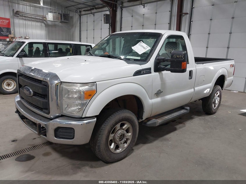 1FTRF3BT4FEA68909 2015 FORD F350 photo no. 2