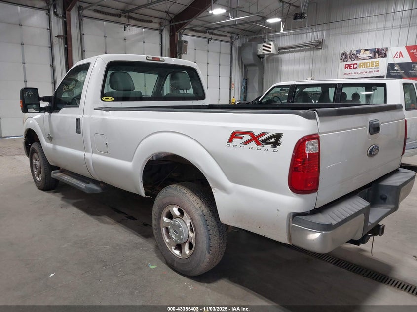 1FTRF3BT4FEA68909 2015 FORD F350 photo no. 3