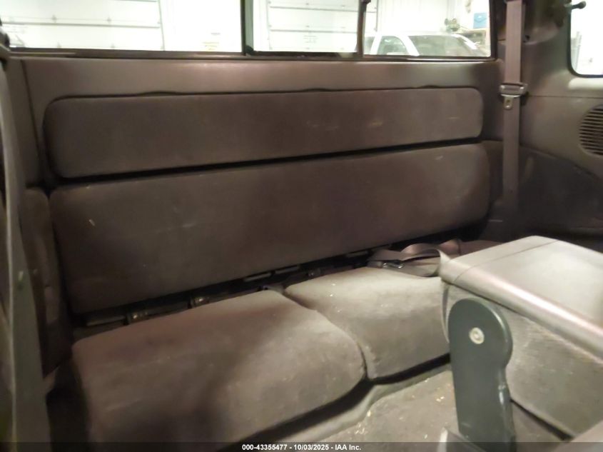 2000 Dodge Dakota Slt/Sport VIN: 1B7GL22X9YS575077 Lot: 43355477