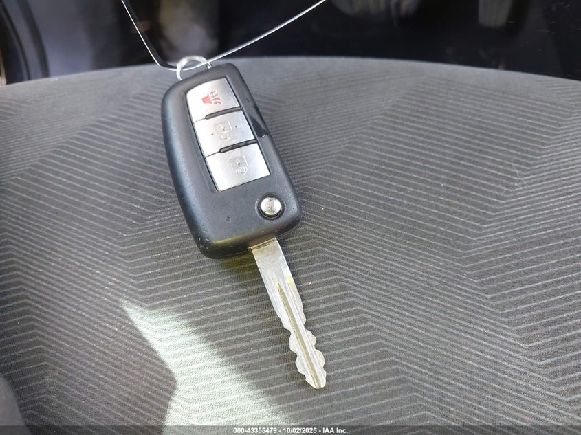 2016 NISSAN ROGUE S - KNMAT2MV9GP670306