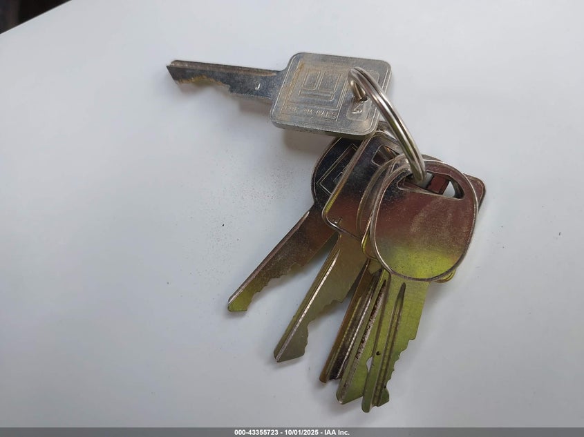 1987 Jeep Cherokee VIN: 1JCML7810HT027657 Lot: 43355723